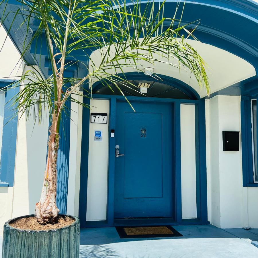 The Wilshire Metro Hostel - Los Angeles, Los Angeles